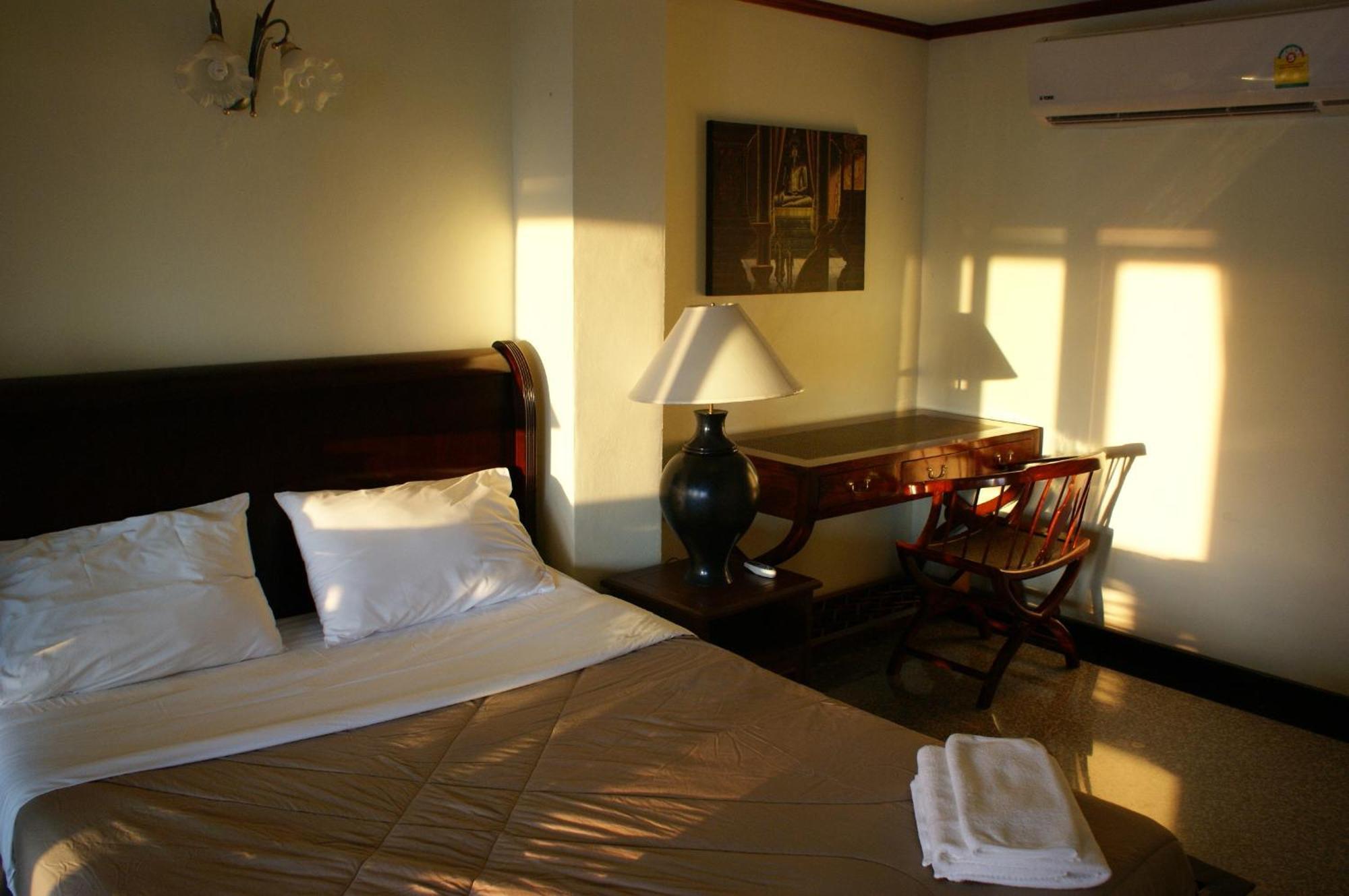 Prince Edouard Apartments & Resort Sha Extra Plus Patong Oda fotoğraf