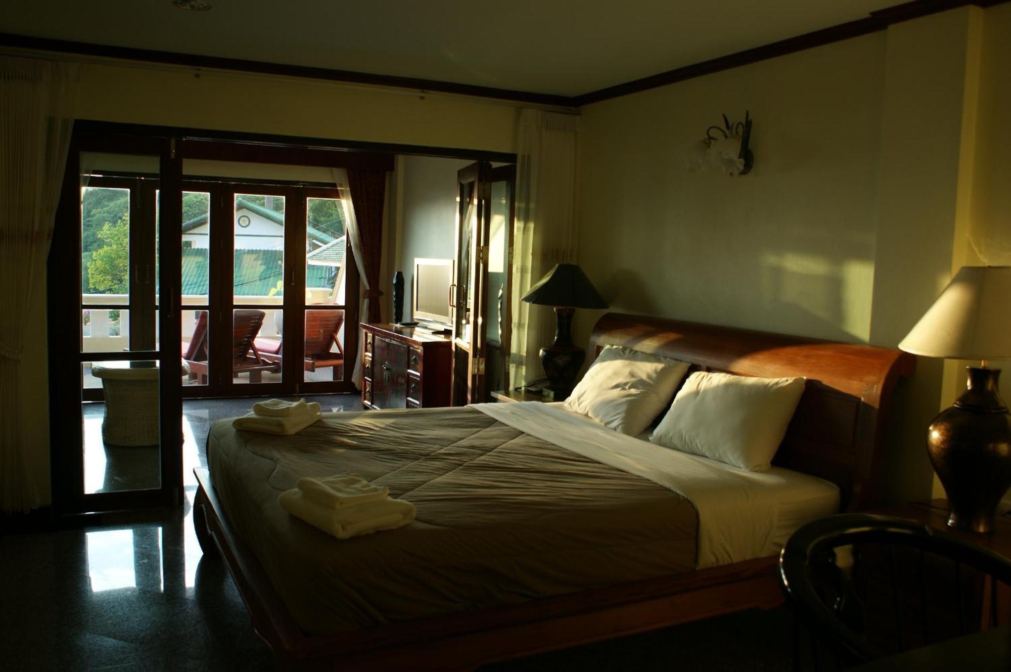 Prince Edouard Apartments & Resort Sha Extra Plus Patong Oda fotoğraf