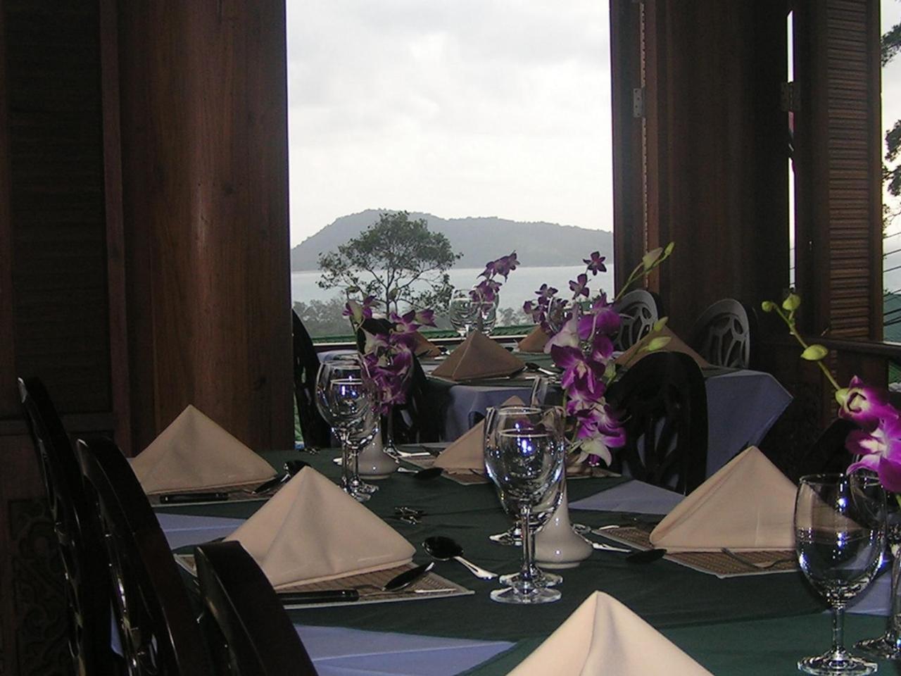 Prince Edouard Apartments & Resort Sha Extra Plus Patong Dış mekan fotoğraf